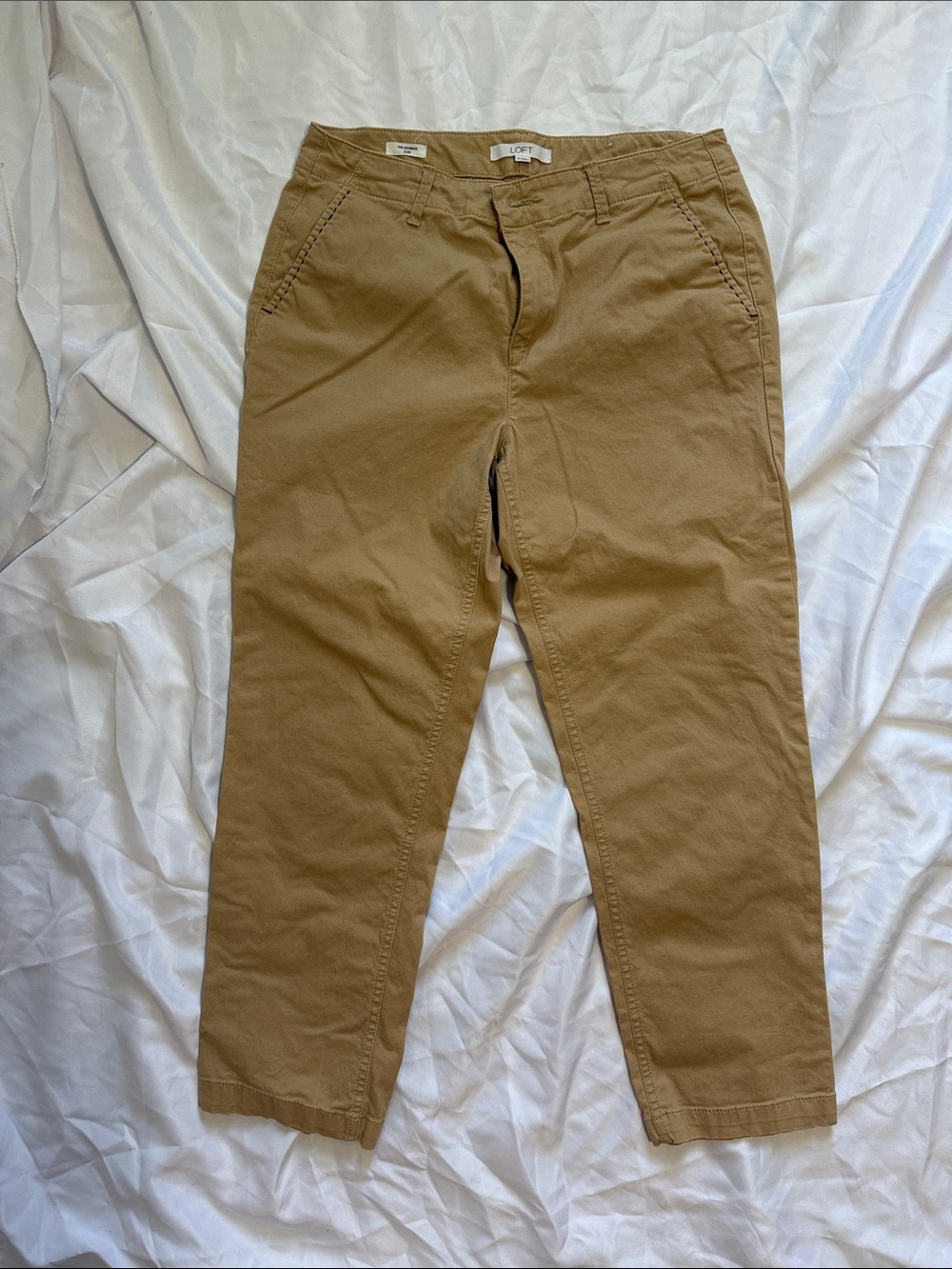 LOFT Women's Tan Capri Pants